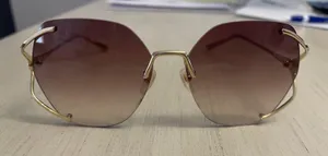 Sunglasses thumbnail 1