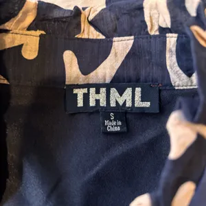 THML Puff Sleeve Blouse Black Beige‎ Abstract Print Mandarin Collar Size S thumbnail 5