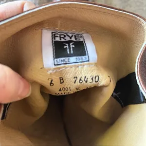 Frye Melissa Button Back Zipper Brown Leather Riding Boots, size 6 thumbnail 3