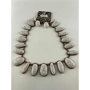 EMMA Southwestern White Stone & Copper Oval Cabochon Necklace and Earring Set thumbnail 3