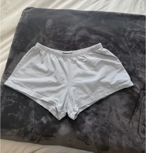 Brandy Melville Shorts thumbnail 2