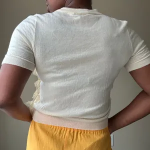 J. Crew Wool Blend Coquette Ruffle Short Sleeve Pale Yellow Sweater Size Medium thumbnail 3