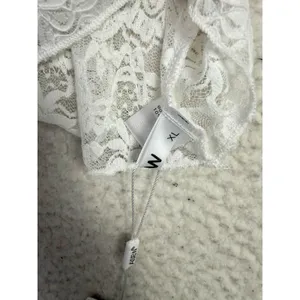 Top Womens XL White Lace Long Sleeve Round Neck Sheer Cottage Festival Coquette thumbnail 3