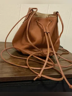 A Rare Banana Republic Pietra Made In Italy Crossbody Bucket Bag Leather Handbag thumbnail 4