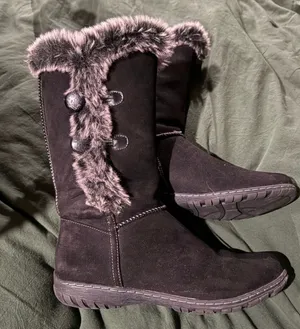 Black boots  thumbnail 1