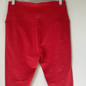 Beyond Yoga Athletic Leggings Made in USA Red 24" Inseam Ankle Women's Size XL thumbnail 4