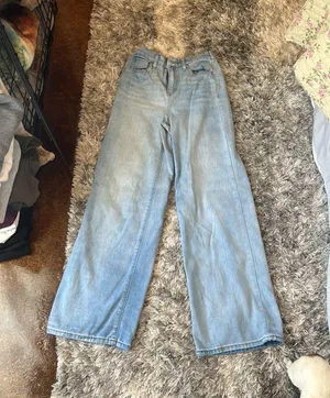 women’s high waisted, wide leg jeans thumbnail 3