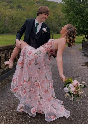 Dillard's Prom Or Homecoming Dress thumbnail 2