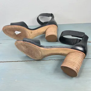 Vince Camuto Black Leather Ankle Strap Block Heel Sandals Womens 7.5 M thumbnail 5