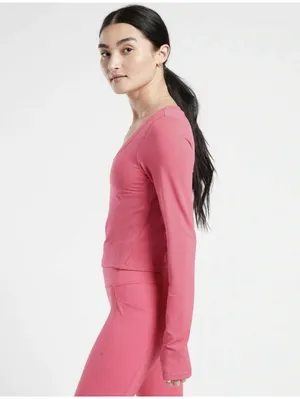 Athleta Shanti Top Dragonfruit Pink Long Sleeve Crop Top Size L thumbnail 3