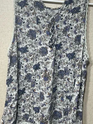 American Eagle Outfitters Floral Paisley Tank Top in White and Blue thumbnail 2