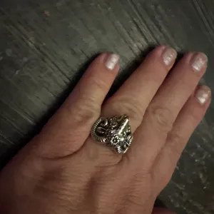 Ram head silver plated ring size 8 thumbnail 3