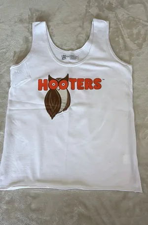 HOOTERS Tank Top Women's White thumbnail 1