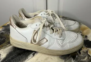 Veja V10 White Rose Gold Sneaker thumbnail 3