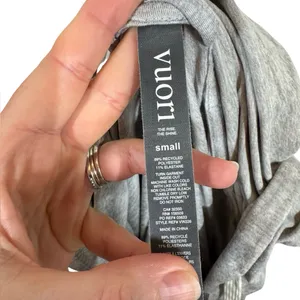 Vuori Halo Essential Hoodie Dreamknit Sweatshirt in Pale Gray Heather Camo thumbnail 7