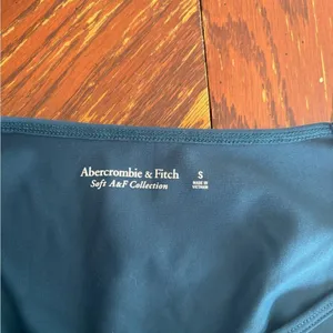 Abercrombie & Fitch Soft A&F Collection Long Sleeve V Neck Top Small Teal thumbnail 2