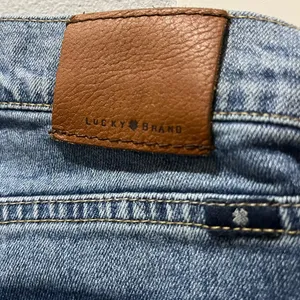Lucky brand Low Rise Jeans thumbnail 7