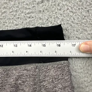 Lululemon Speed Up Shorts Low Rise 2.5" Gray Athletic Athleisure Women's 8 thumbnail 8