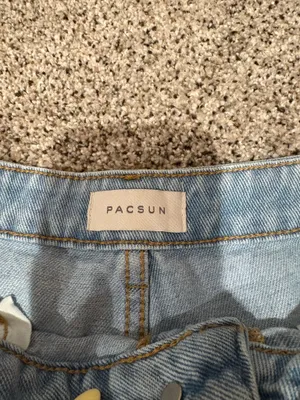 PacSun 90s Boyfriend Jeans thumbnail 4