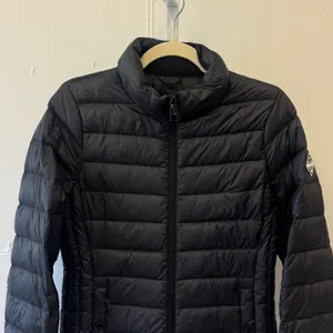 Hollister Ultimate Down Puffer Jacket Womens Medium Black Quilted Full Zip Coat thumbnail 4