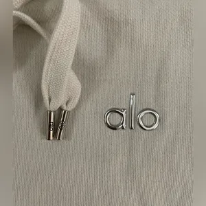 Alo Yoga NWOT Accolade Hoodie Sweatshirt Bone Color Size L thumbnail 6
