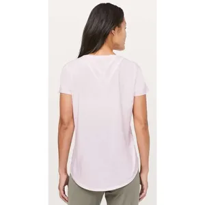 Lululemon Love Tee V Pink Glow Short Sleeve Athletic T-Shirt 6‎ thumbnail 2