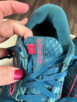 Brooks Levitate Women’s Size 8 Teal Pink Running Athletic Shoes thumbnail 11