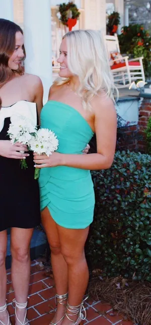 Green mini dress Size 4 thumbnail 1