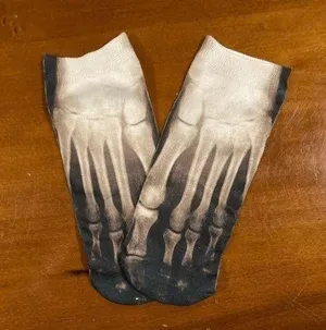Skeleton Graphic Socks White thumbnail 1