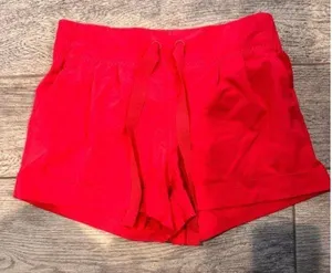 Lululemon hot pink size 4 thumbnail 1