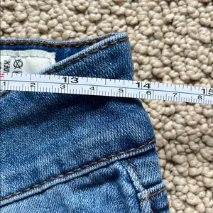 Indigo Rein Distressed Ankle Jeans in Blue thumbnail 4