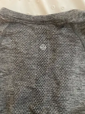 Lululemon Swiftly Tech Long Sleeve thumbnail 4