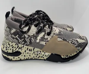Steve Madden Cliff Sneakers Animal Print Women’s 7 Gray Tan thumbnail 1