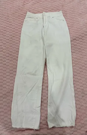 White jeans Size M thumbnail 1