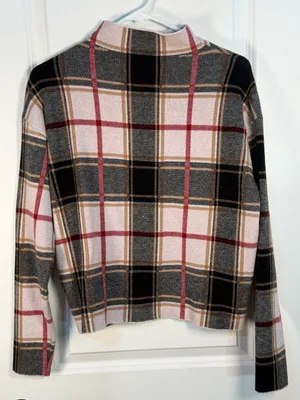 Tahari Mock Neck Plaid Sweater Size S thumbnail 1