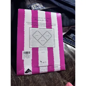 Victoria's Secret CT Pantyhose Lasting Luxuries Pure White Small DISCONTD V86 thumbnail 4