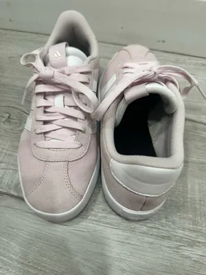 Pink Adidas Sneakers thumbnail 6