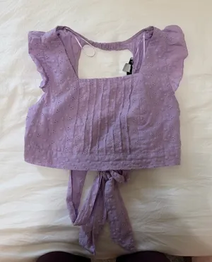 Boutique top thumbnail 1