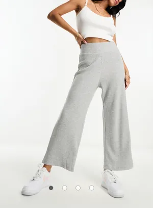 Abercrombie & Fitch Wide-leg cropped knit pants thumbnail 1
