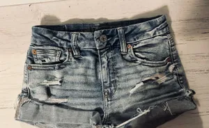 American Eagle jean shorts thumbnail 1