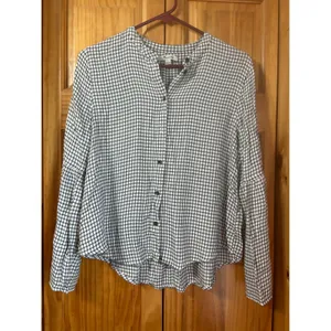 Madewell Bell‎ Sleeve Button-Down Top in Windowpane Size Medium Black White thumbnail 2
