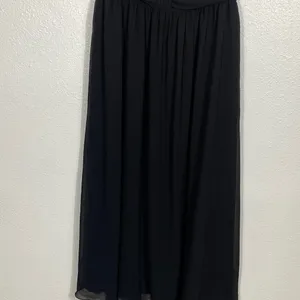Aritzia Elegant Black Midi Dress Size 8 thumbnail 7
