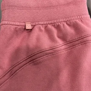 Lululemon Joggers thumbnail 2