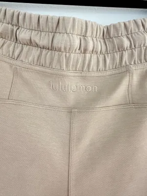 Lululemon Soft Ambitions High Rise Short 4" Trench 8 thumbnail 3