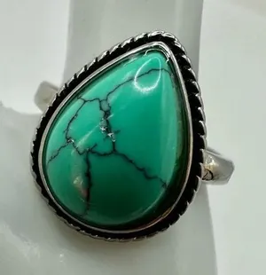 Green/blue teardrop silver tone ring Green thumbnail 1