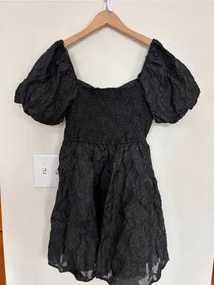 Allison & Kelly Short Puff Sleeve Printed Jacquard Dress Black M thumbnail 2