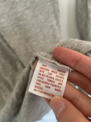 Y2K Grey V Neck Pocket Tee thumbnail 3