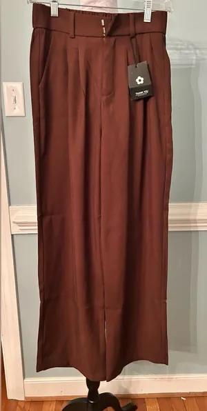 High-Waist Wide-Leg Brown Trousers for Women thumbnail 1