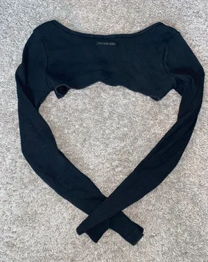 Victoria's Secret Long Sleeve Crop Top thumbnail 3
