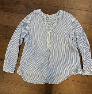 Old Navy Blue and White Striped Popover Blouse Size Large - C45-040 thumbnail 1